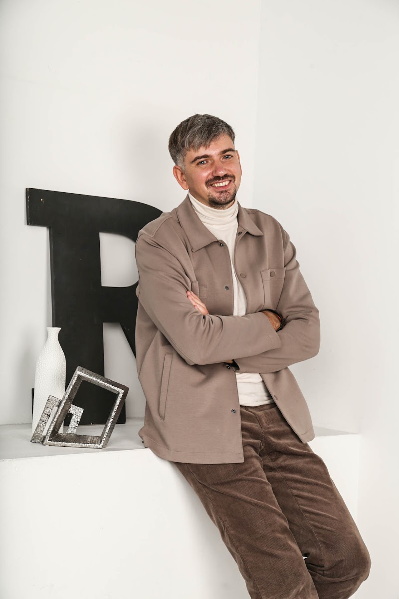 Ярослав Баев — автоматизация бизнеса с ИИ